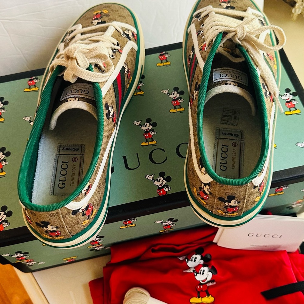 Gucci Disney Mickey Tennis 1977 GG Print Men’s Sneakers Size 9+US / UK 8.5